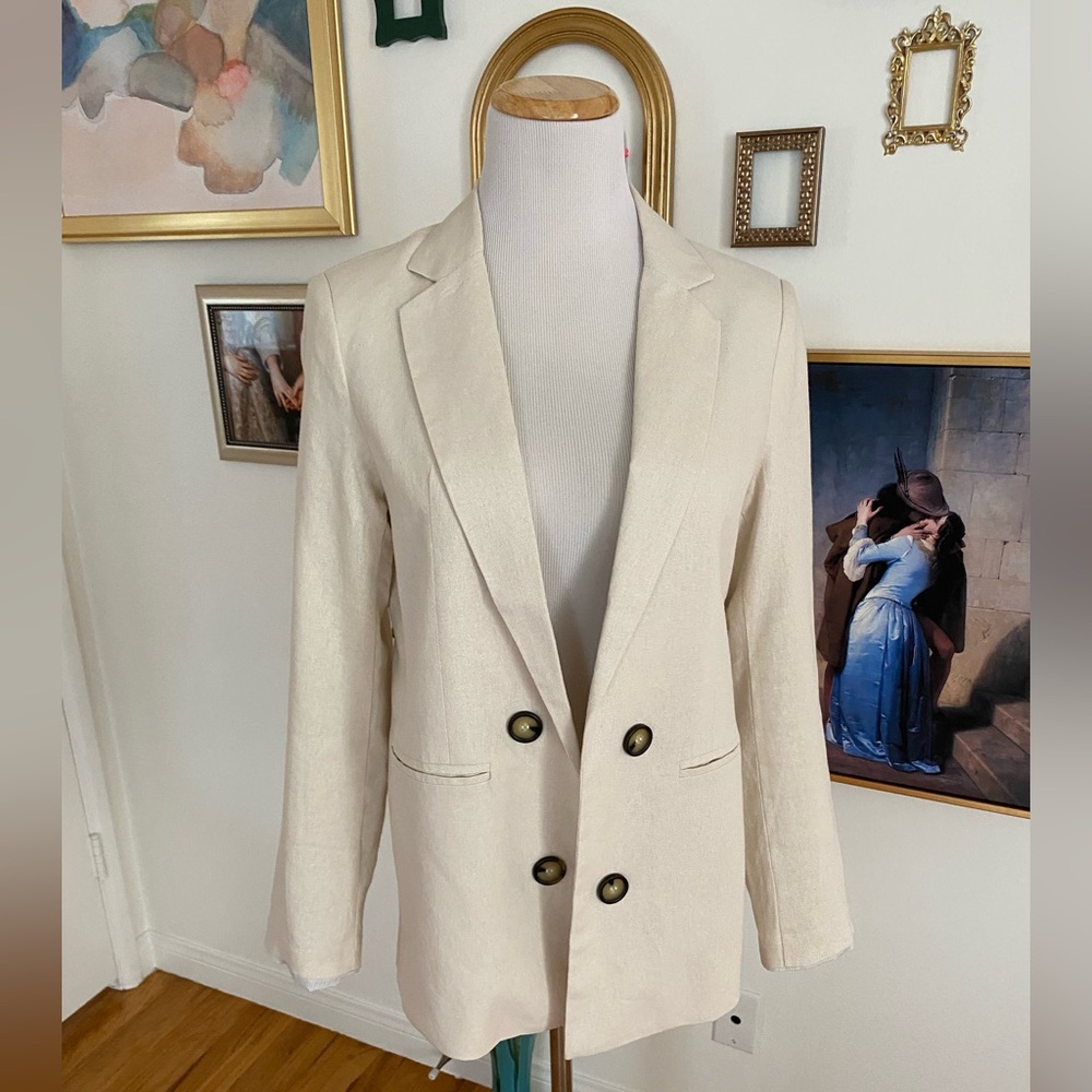 NWOT LINEN BLAZER by H Halston